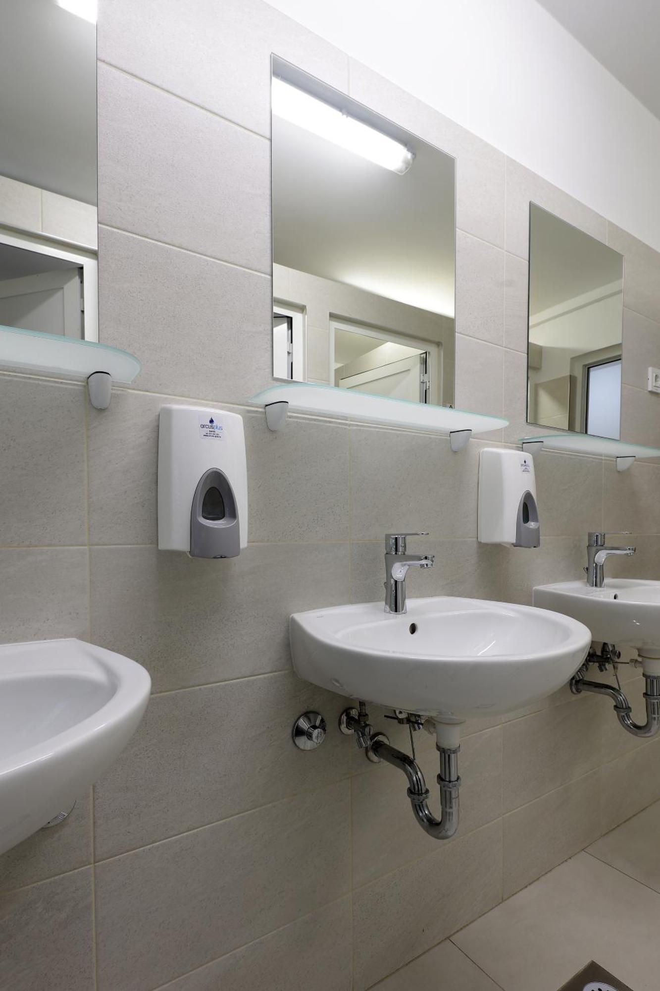 Rijeka Budget Rooms 客房 照片
