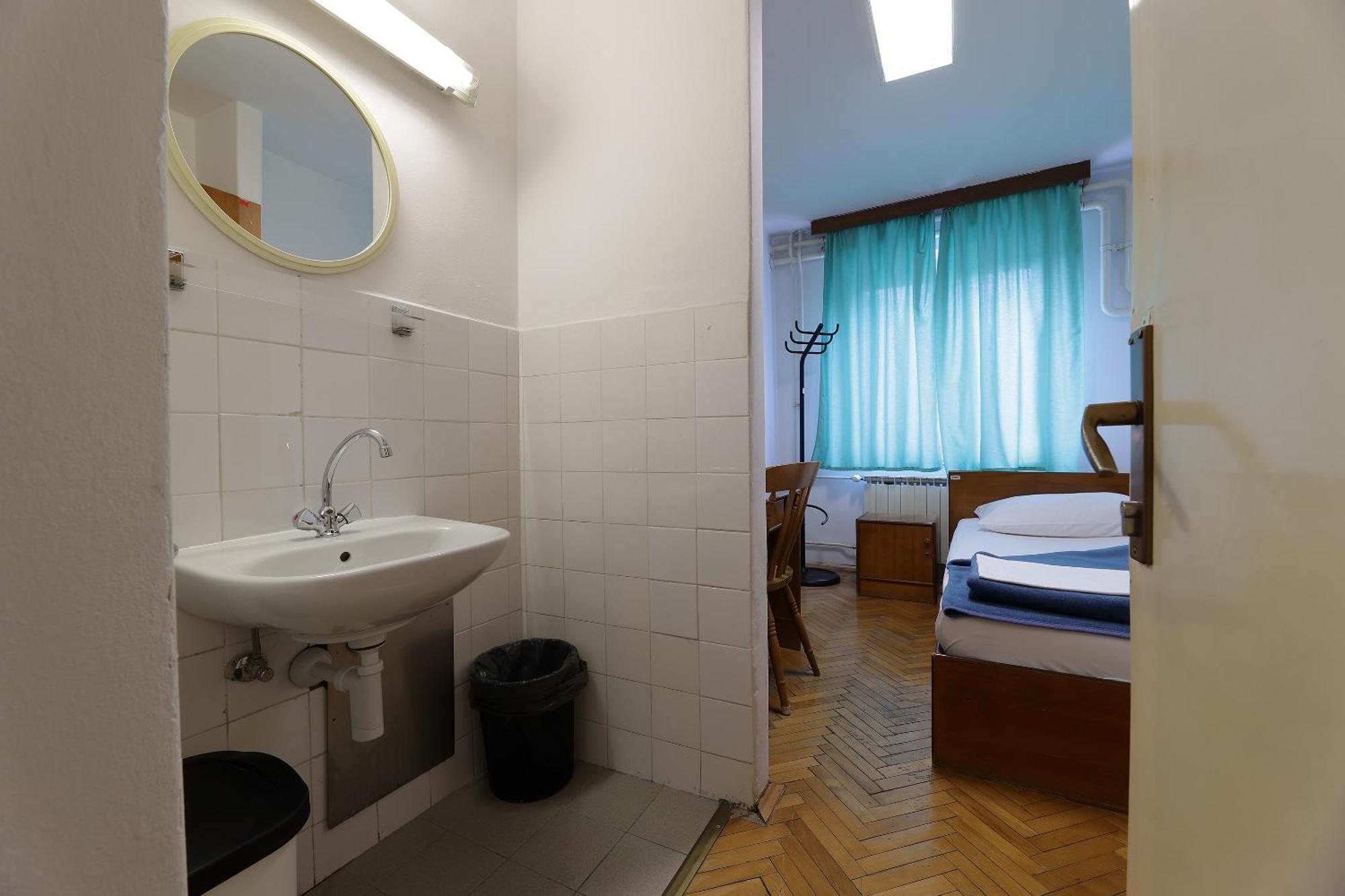 Rijeka Budget Rooms 客房 照片