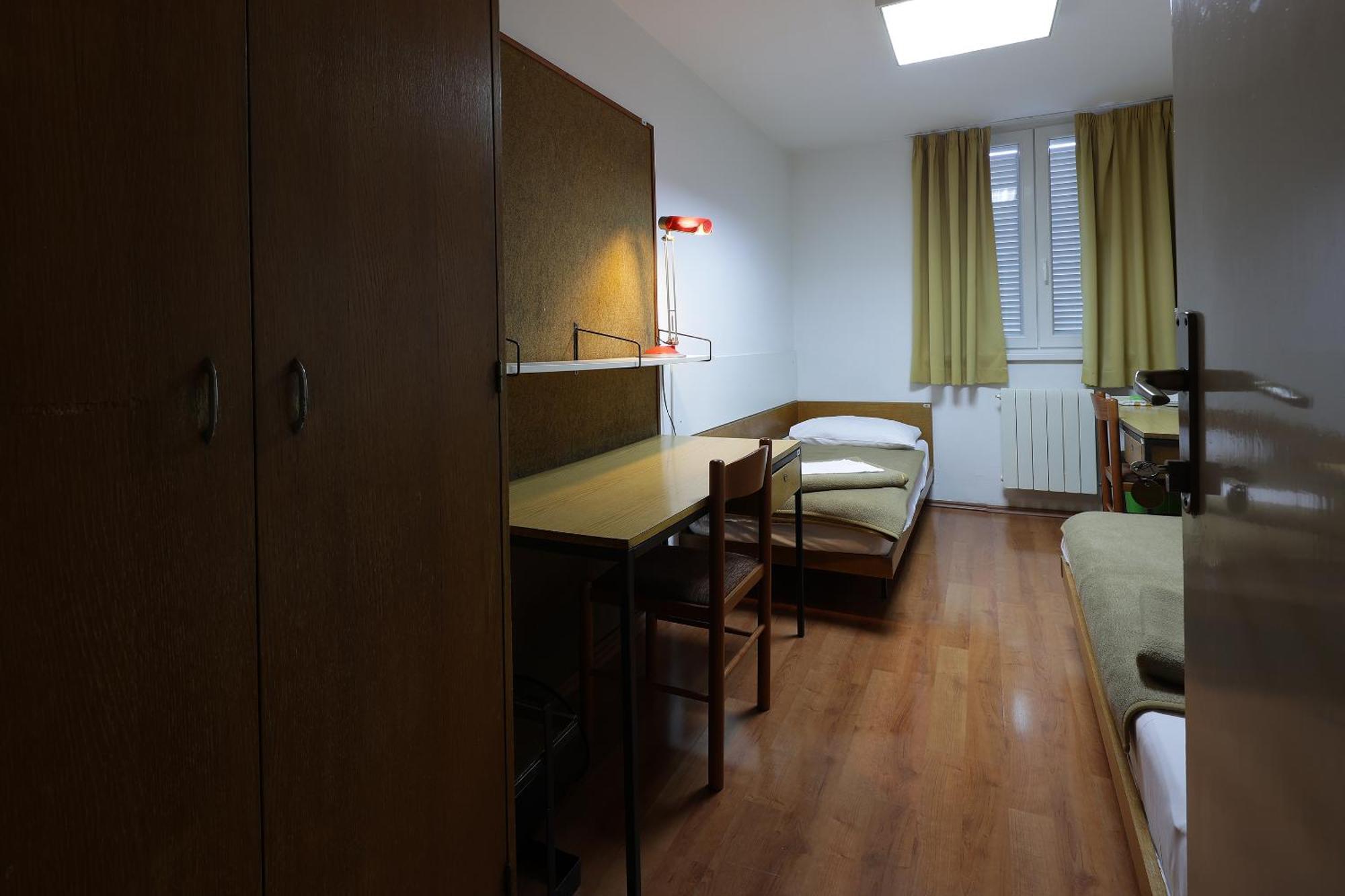 Rijeka Budget Rooms 客房 照片